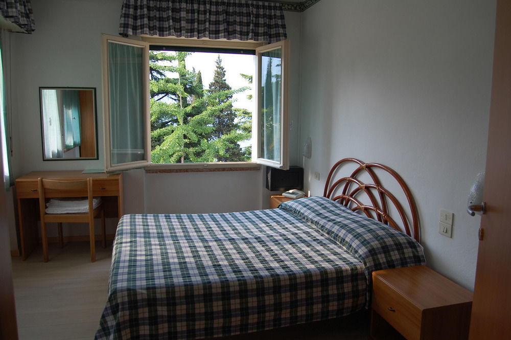 Hotel Stella Alpina Malcesine Ngoại thất bức ảnh